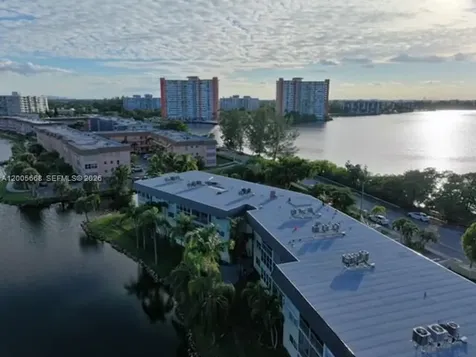 18901 NE 14th Avenue Miami FL 33179