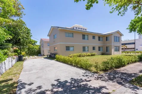 2890 Le Jeune Road Coral Gables FL 33134
