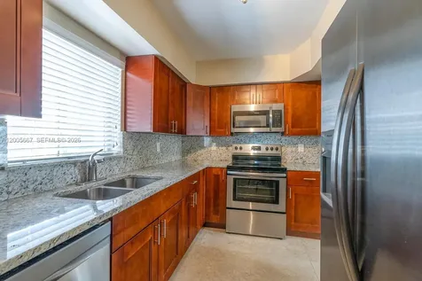 2890 Le Jeune Road Coral Gables FL 33134