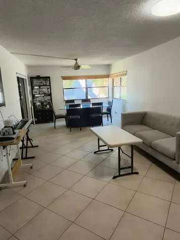 220 Lakeview Drive Weston FL 33326