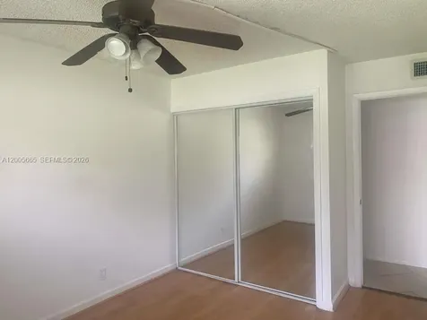 220 Lakeview Drive Weston FL 33326