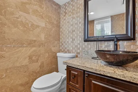 845 NW 91st Terrace Plantation FL 33324