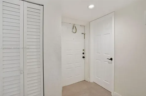 845 NW 91st Terrace Plantation FL 33324