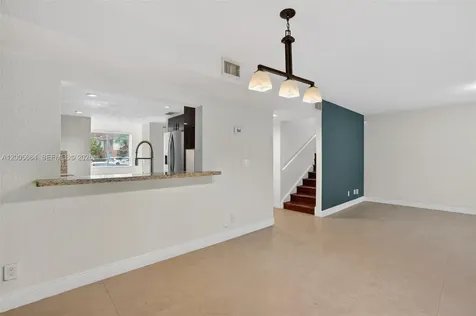 845 NW 91st Terrace Plantation FL 33324