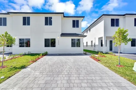 22555 SW 125th Avenue Miami FL 33170
