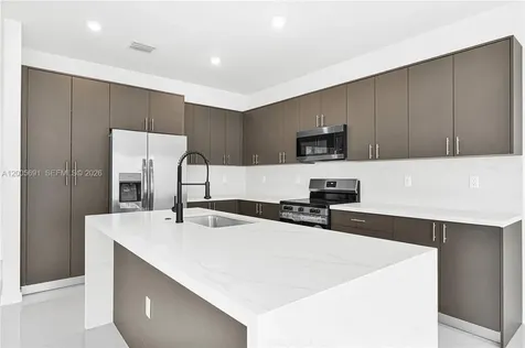 22555 SW 125th Avenue Miami FL 33170