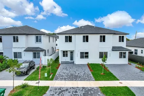 22555 SW 125th Avenue Miami FL 33170