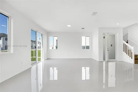 22555 SW 125th Avenue Miami FL 33170