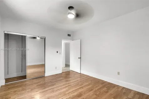 944 SW 10th Avenue Miami FL 33130