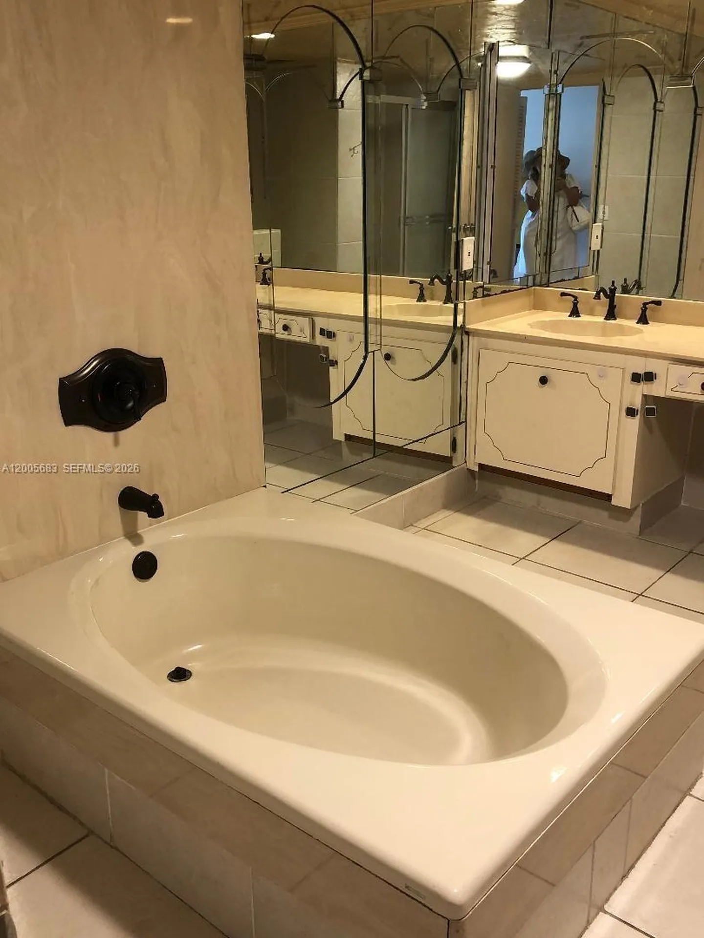 2751 S Ocean Drive Hollywood FL 33019