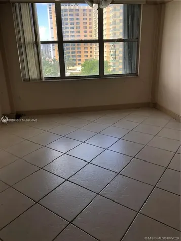 2751 S Ocean Drive Hollywood FL 33019