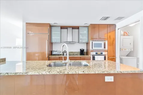 3801 Collins Avenue Miami Beach FL 33140