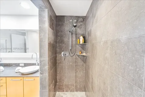 3801 Collins Avenue Miami Beach FL 33140