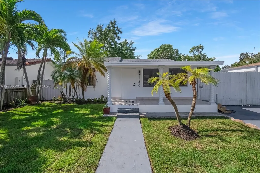 1340 NW 52nd Street Miami FL 33142