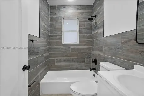 1340 NW 52nd Street Miami FL 33142