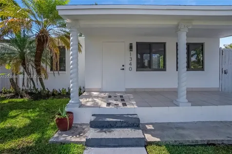 1340 NW 52nd Street Miami FL 33142