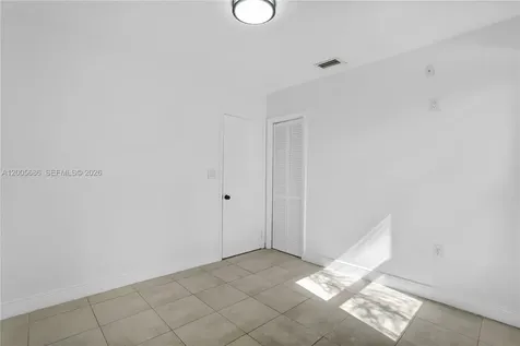 1340 NW 52nd Street Miami FL 33142