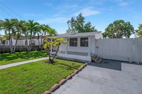 1340 NW 52nd Street Miami FL 33142