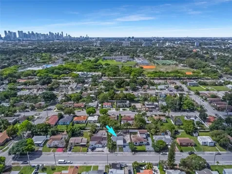 1340 NW 52nd Street Miami FL 33142