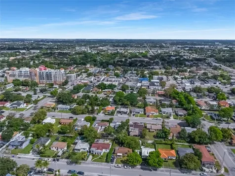 1340 NW 52nd Street Miami FL 33142