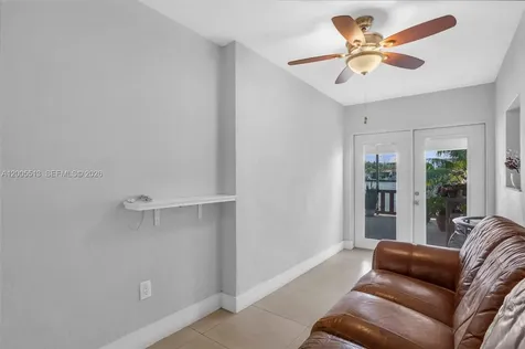 862 W 79th Street Hialeah FL 33014