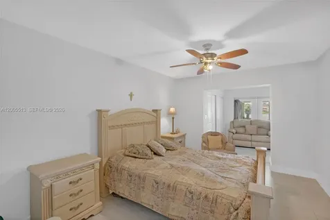 862 W 79th Street Hialeah FL 33014