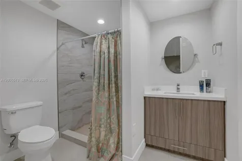 862 W 79th Street Hialeah FL 33014