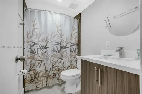 862 W 79th Street Hialeah FL 33014