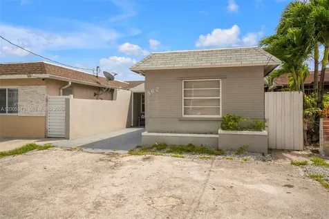862 W 79th Street Hialeah FL 33014