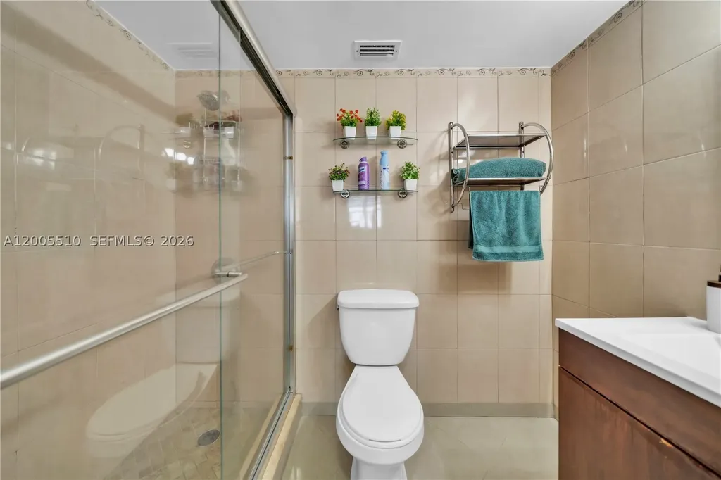3725 S Ocean Drive Hollywood FL 33019