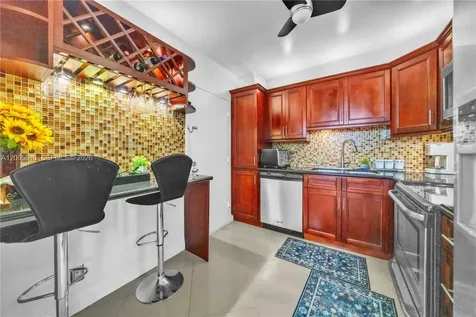3725 S Ocean Drive Hollywood FL 33019
