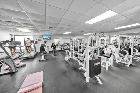 3725 S Ocean Drive Hollywood FL 33019