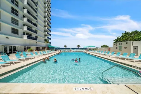 3725 S Ocean Drive Hollywood FL 33019