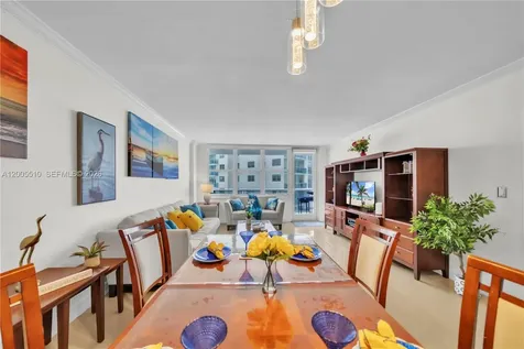 3725 S Ocean Drive Hollywood FL 33019