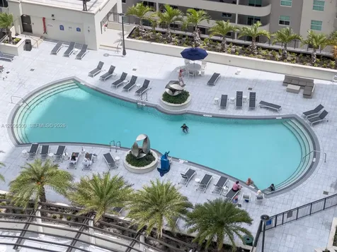 999 SW 1st Avenue Miami FL 33130