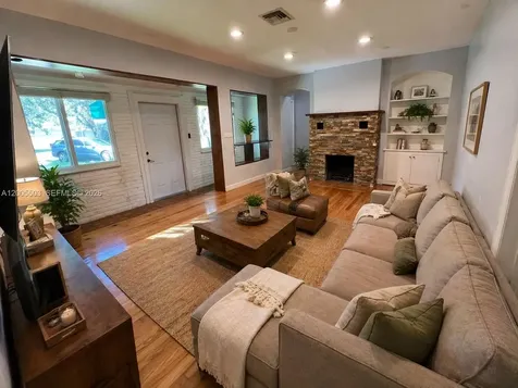 432 Palmetto Drive Miami Springs FL 33166