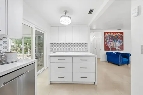 4331 SW 7th Street Miami FL 33134