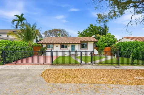 4331 SW 7th Street Miami FL 33134