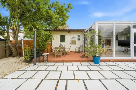 4331 SW 7th Street Miami FL 33134