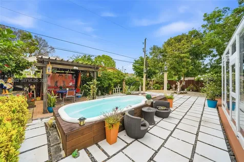 4331 SW 7th Street Miami FL 33134