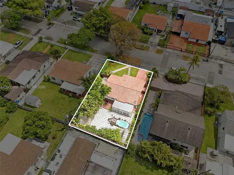 4331 SW 7th Street Miami FL 33134