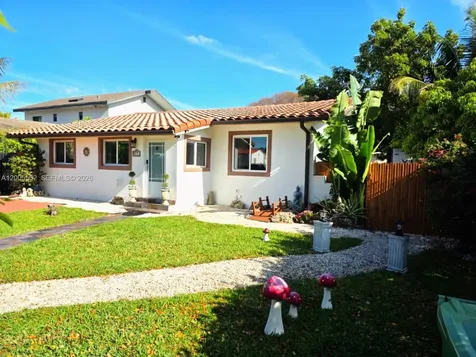 4331 SW 7th Street Miami FL 33134