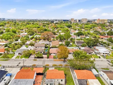 4331 SW 7th Street Miami FL 33134