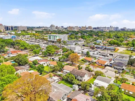 4331 SW 7th Street Miami FL 33134