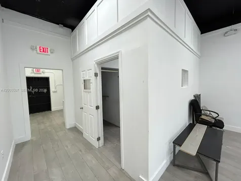 2199 NW 20th Street Miami FL 33142