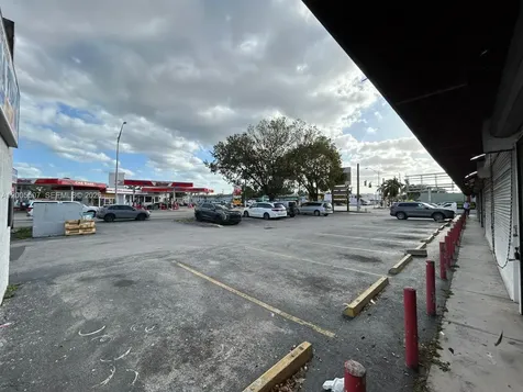 2199 NW 20th Street Miami FL 33142