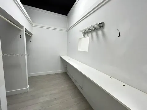 2199 NW 20th Street Miami FL 33142