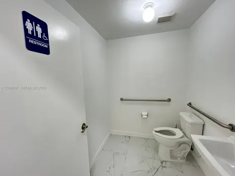 2199 NW 20th Street Miami FL 33142