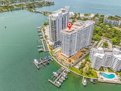 11 Island Avenue Miami Beach FL 33139