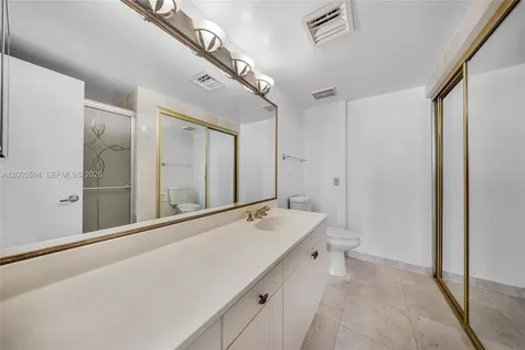 3610 Yacht Club Drive Aventura FL 33180